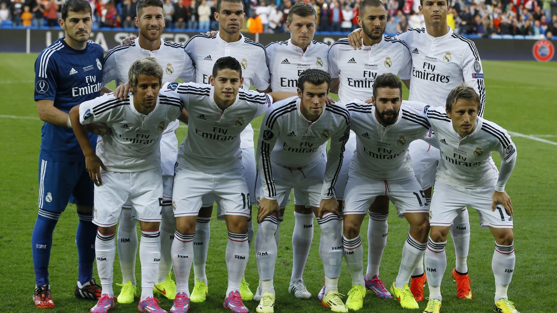 《英雄联盟跨洲对抗,豪强争锋谁与争锋?》